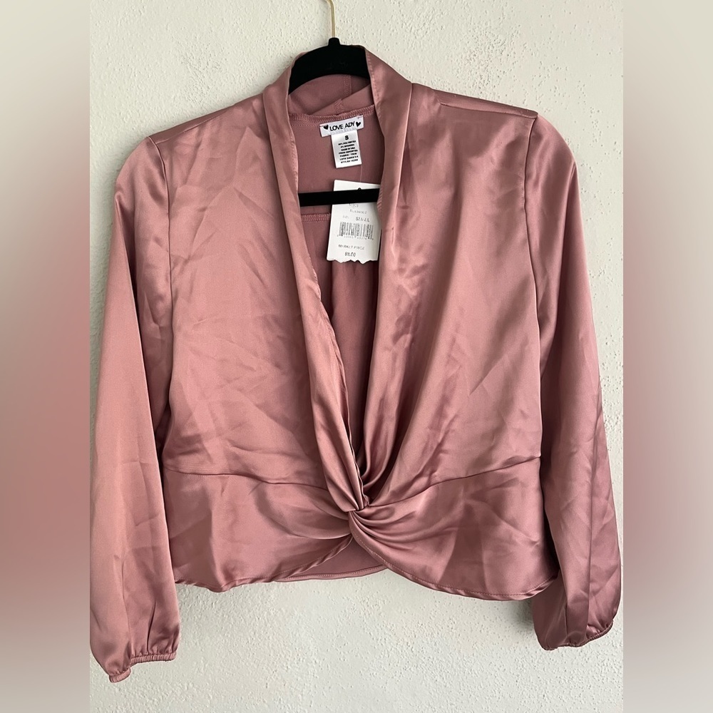 love Ady Woman Blush Pink Long Sleeve Cropped Blouse, Size Small